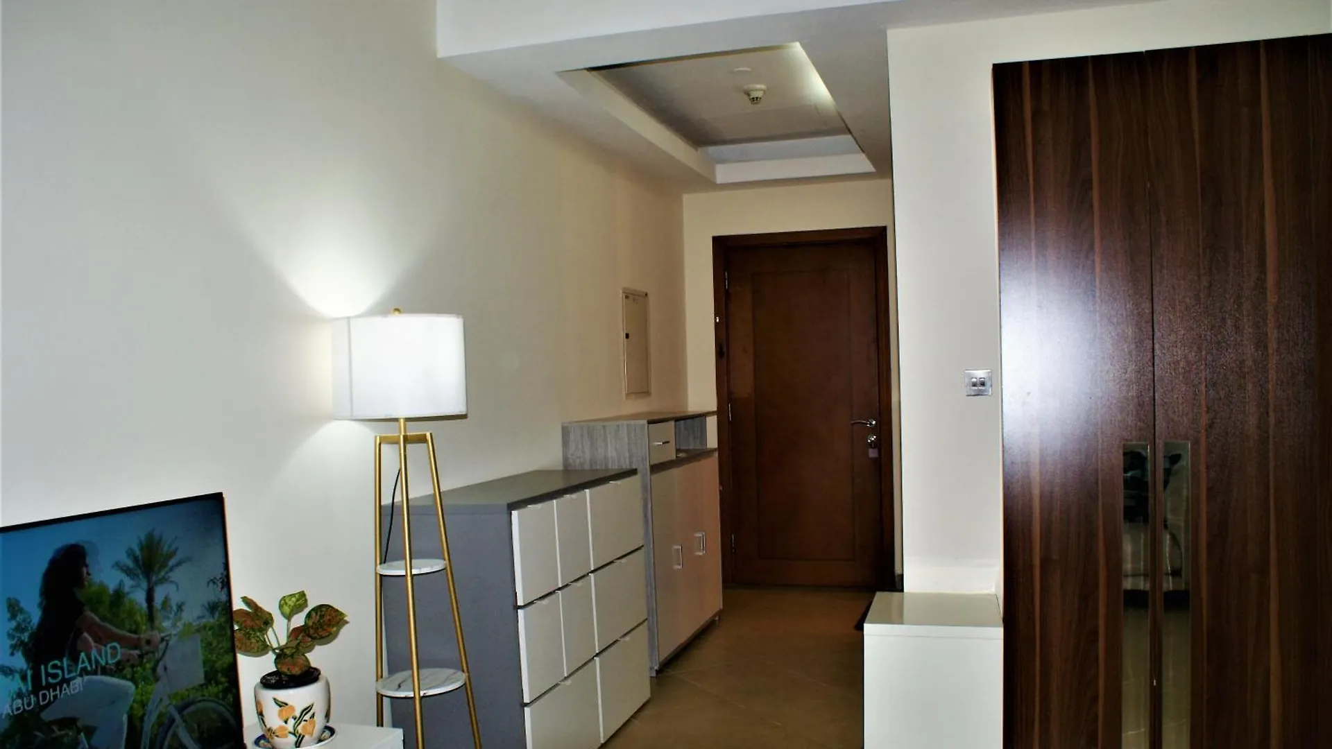 Studio Apartment - Cozy, Very Accessible And So Near To Train Station دبي الإمارات العربية المتحدة