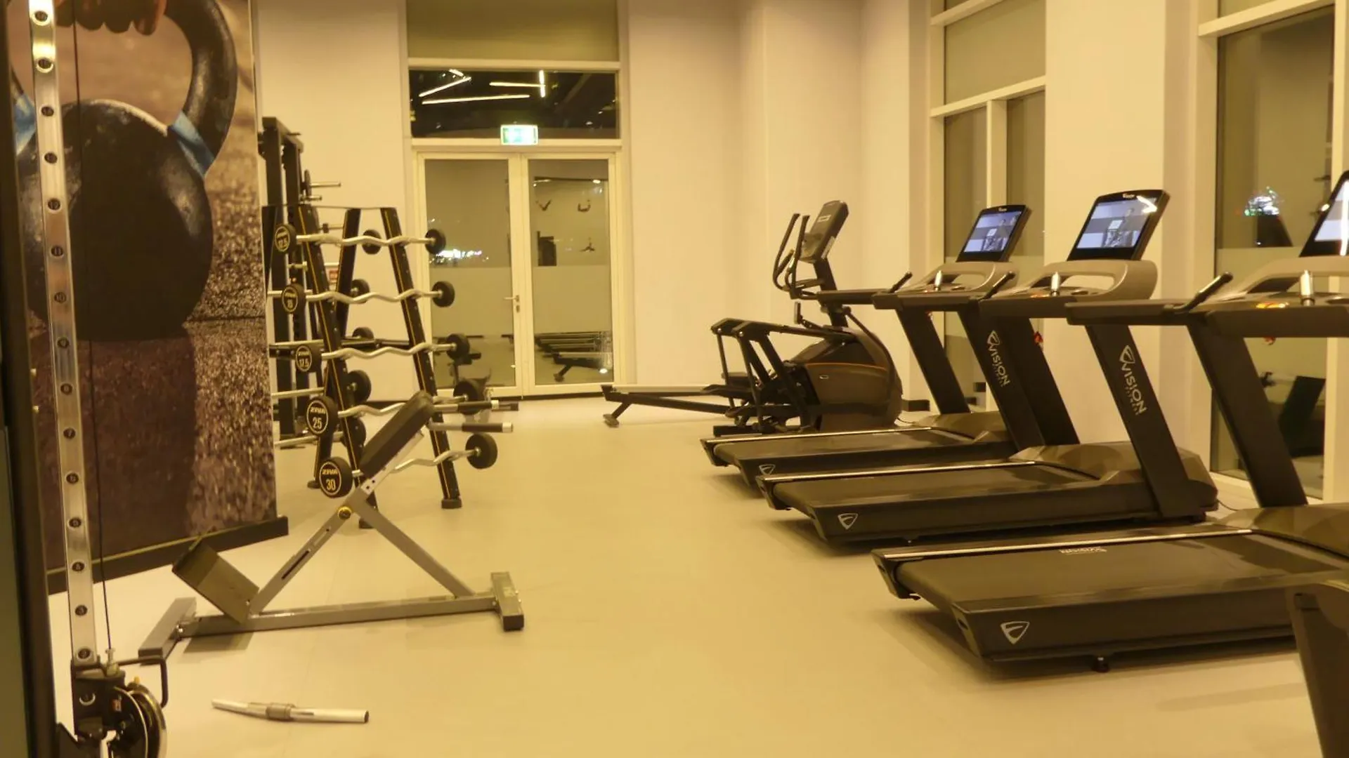 Studio Apartment - Cozy, Very Accessible And So Near To Train Station Dubai Vereinigte Arabische Emirate